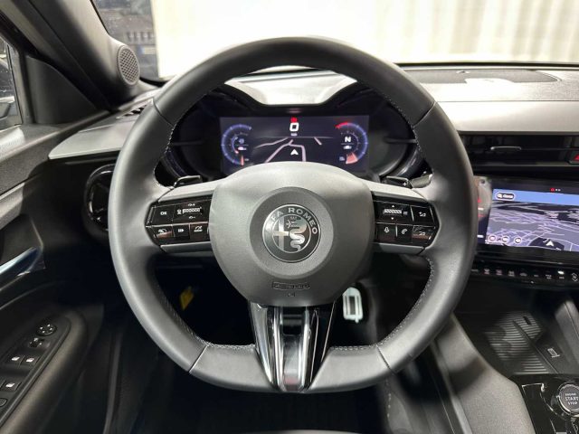 ALFA ROMEO Junior usata, con Controllo elettronico della corsia