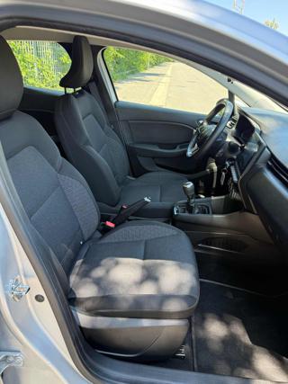 RENAULT Clio usata, con Sensori di parcheggio posteriori