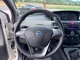 LANCIA Ypsilon usata, con Sedile posteriore sdoppiato