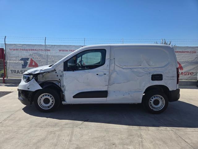 OPEL Combo usata, con Airbag