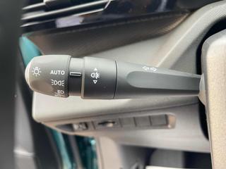 PEUGEOT 308 usata, con USB