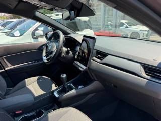 RENAULT Captur usata, con Volante in pelle