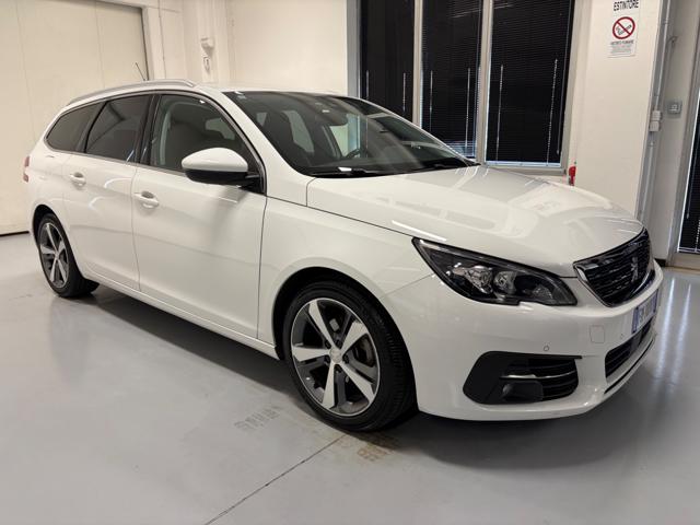 PEUGEOT 308 usata, con Airbag laterali