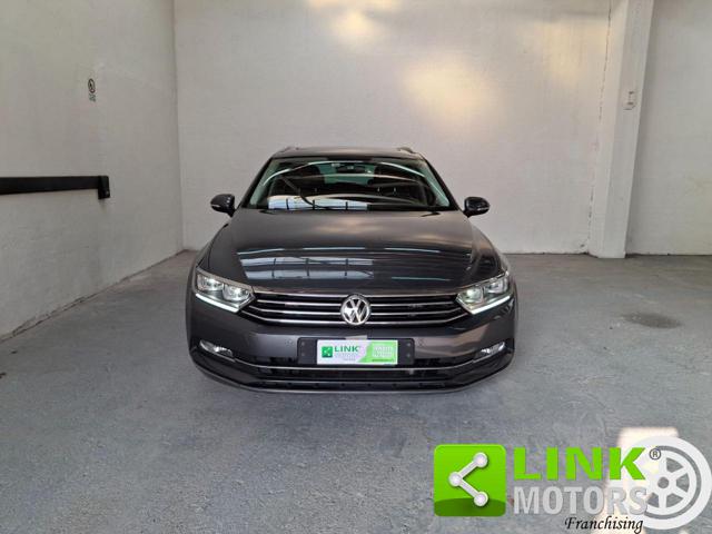 VOLKSWAGEN Passat Variant usata, con Airbag