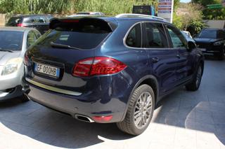 PORSCHE Cayenne usata, con Autoradio