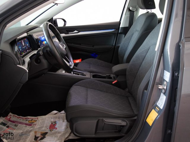 VOLKSWAGEN Golf usata, con Sensori di parcheggio anteriori