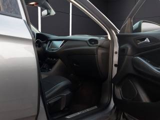 OPEL Grandland X usata, con Servosterzo