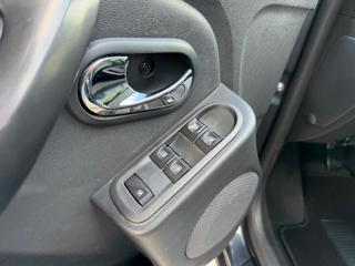 DACIA Duster usata, con Specchietti laterali elettrici