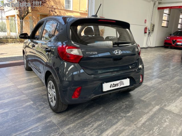 HYUNDAI i10 usata, con Airbag laterali