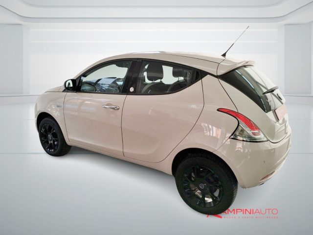 LANCIA Ypsilon usata, con Airbag testa