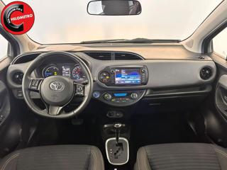 TOYOTA Yaris usata, con Touch screen