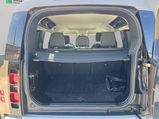 LAND ROVER Defender usata, con Fari LED