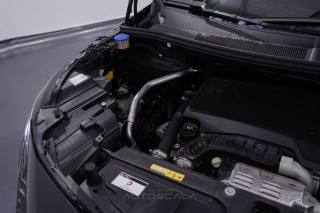 PEUGEOT 5008 usata, con Apple CarPlay