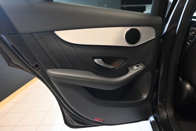 MERCEDES-BENZ GLC 300 usata 57