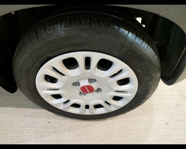 FIAT New Panda usata 16