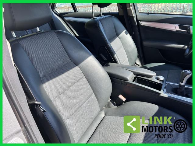 MERCEDES-BENZ C 220 usata, con Sensori di parcheggio posteriori