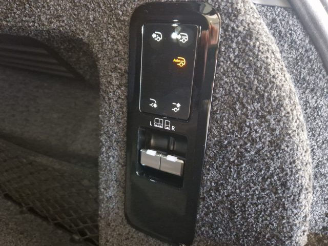 LAND ROVER Range Rover usata, con Controllo elettronico della corsia