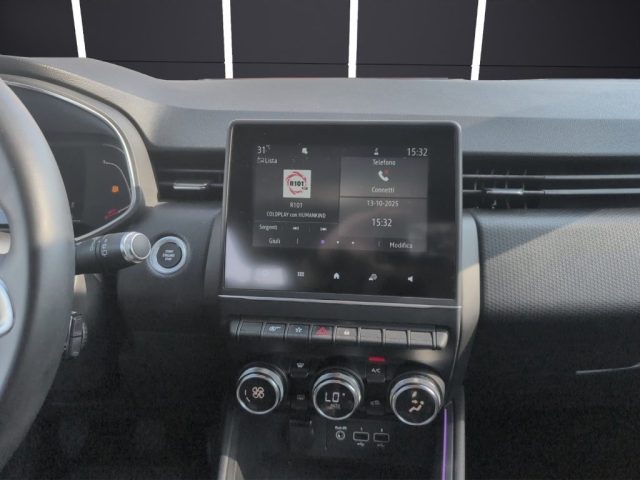 RENAULT Clio usata, con Fari LED