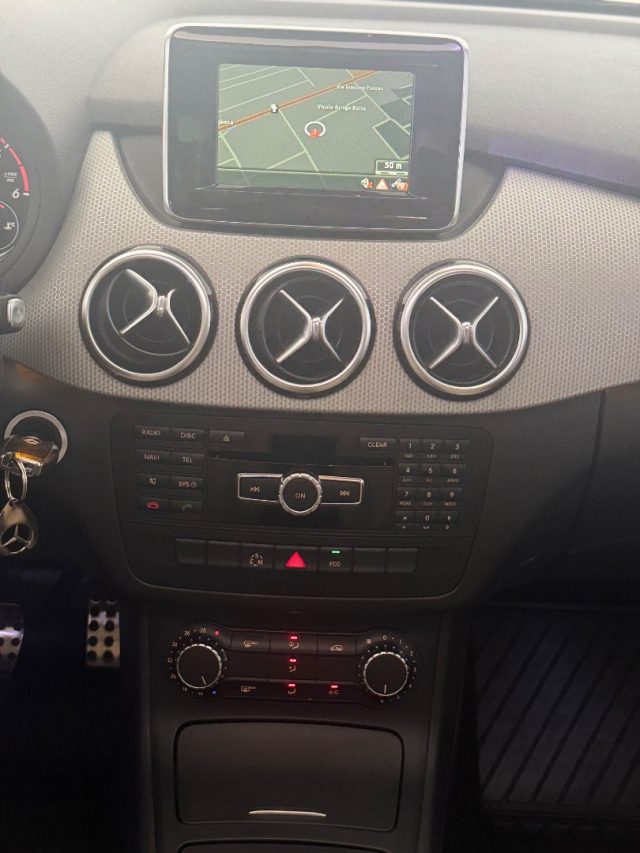 MERCEDES-BENZ B 200 usata 16