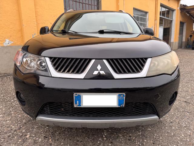MITSUBISHI Outlander usata, con Airbag