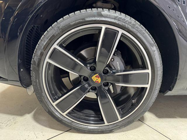 PORSCHE Cayenne usata, con Cerchi in lega