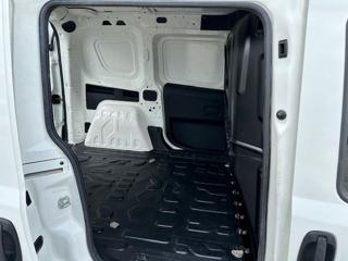 OPEL Combo usata 16