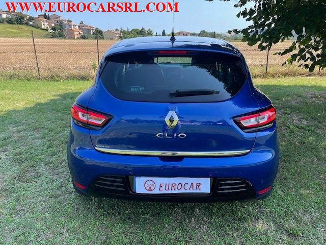 RENAULT Clio usata, con Climatizzatore
