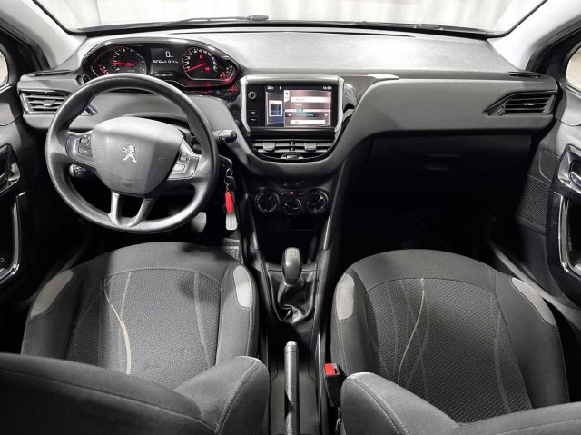 PEUGEOT 208 usata, con Fendinebbia