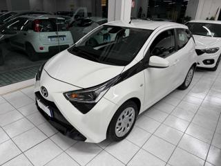 TOYOTA Aygo Connect 1.0 VVT-i 72CV 5 porte x-cool