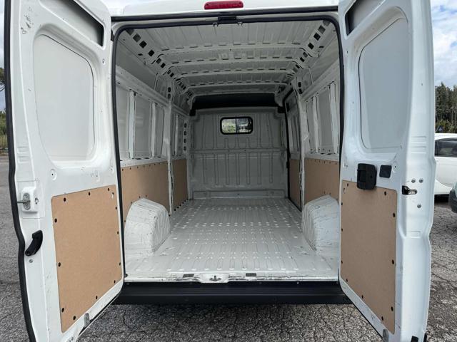 PEUGEOT Boxer usata, con Bracciolo
