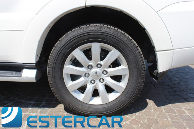 MITSUBISHI Pajero usata, con Regolazione elettrica sedili