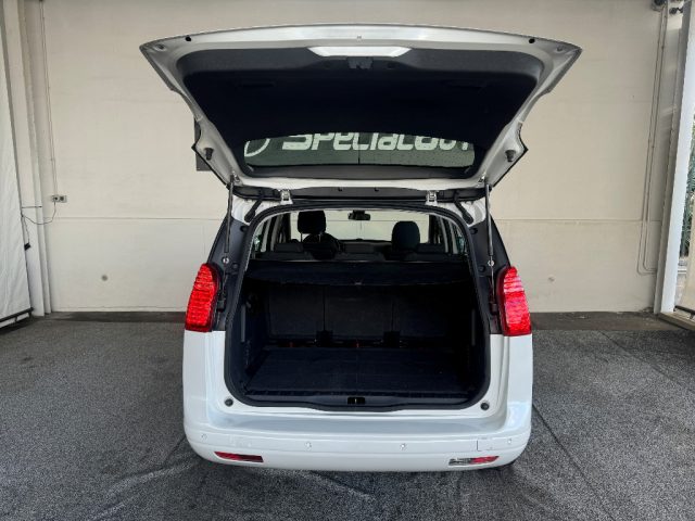 PEUGEOT 5008 usata, con Servosterzo