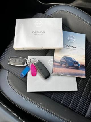 NISSAN Qashqai usata, con Fari LED