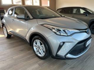 TOYOTA C-HR usata, con Autoradio