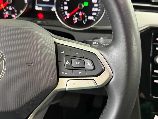 VOLKSWAGEN Passat Variant usata 15