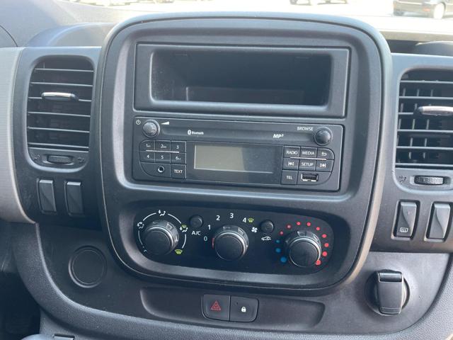 RENAULT Trafic usata 22
