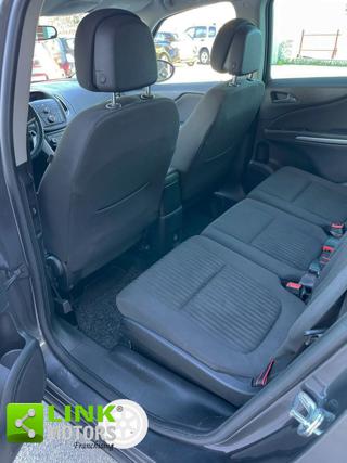 OPEL Zafira Tourer usata, con ESP