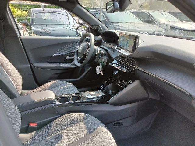 PEUGEOT 2008 usata, con Vetri oscurati