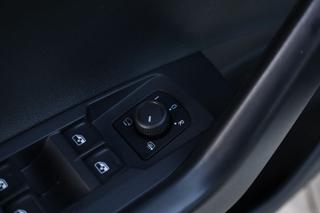 VOLKSWAGEN Taigo usata, con Volante in pelle