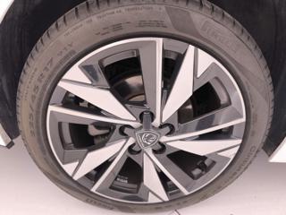 PEUGEOT 308 usata, con Luci diurne LED