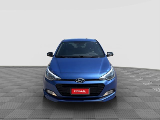 HYUNDAI i20 usata 7