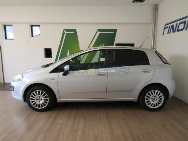 FIAT Punto usata, con Autoradio