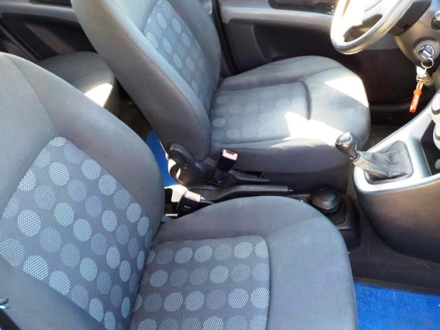 HYUNDAI i10 usata 33