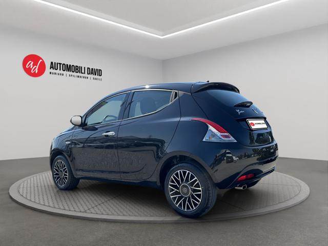 LANCIA Ypsilon usata, con Airbag laterali