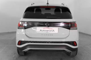 VOLKSWAGEN T-Cross usata, con Autoradio