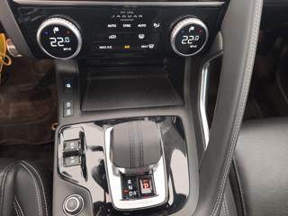 JAGUAR E-Pace usata, con Touch screen