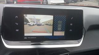 PEUGEOT 2008 usata, con Android Auto