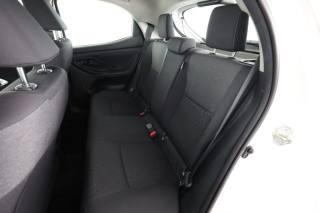 TOYOTA Yaris usata 3