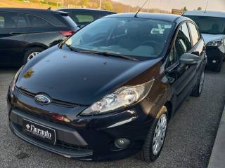 FORD Fiesta usata, con Autoradio