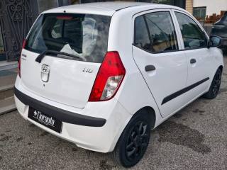 HYUNDAI i10 usata, con Airbag laterali